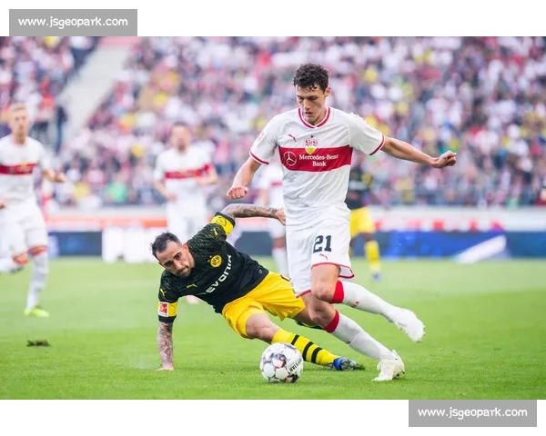 沙尔克迎战斯图加特德甲关键对决胜负走向引关注双方状态与战术博弈前瞻