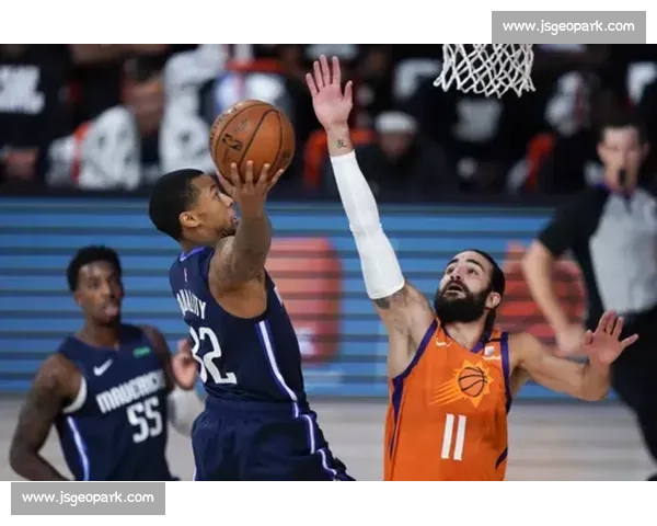 开拓者对阵小牛比赛录像解析攻防博弈与关键时刻回顾全场精彩瞬间